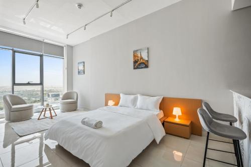 Dubai Apartment | Bright Studio In Vibrant Dubailand District