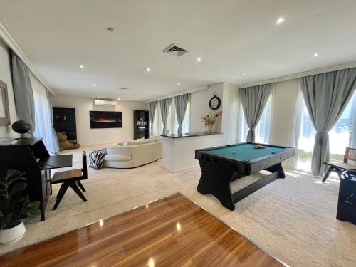 Brighton East House | Brighton Blissful - A Poolside Coastal Retreat