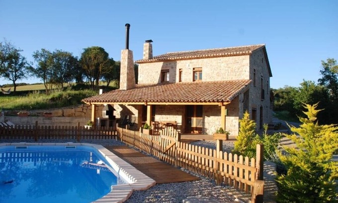 Calaf Villa | Brilliant, Catalan Holiday Home w/Private Pool - 5 bedrooms, 5 bathrooms