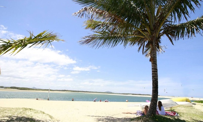Maroochydore House | Bring the family and relax