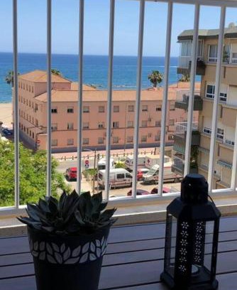 Aguilas Apartment | BRISA DE PONIENTE con cochera y aire acondicionado