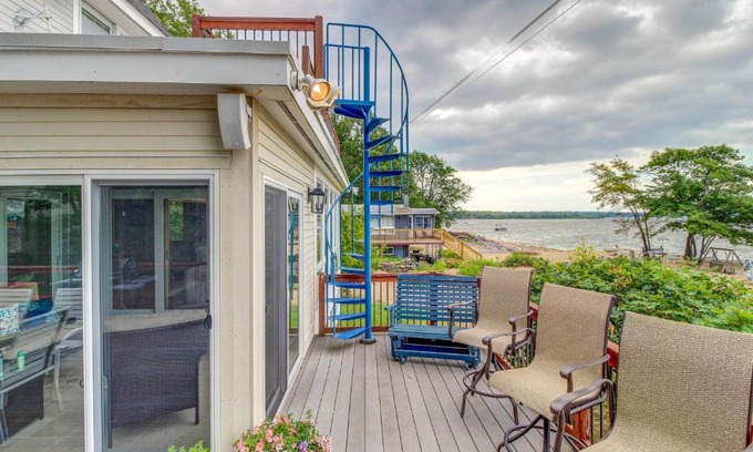 Malletts Bay House | Broadlake