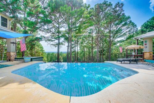 Broken Bow House | Broken Bow Escape with Mountain Views and Pool Access!