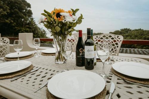 Port Edward Apartment | Bronze Paradise - On the beach