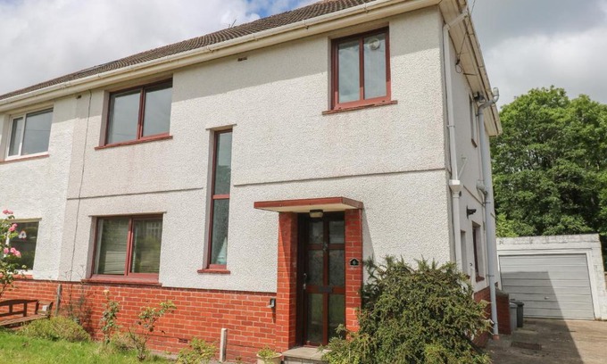 Mumbles House | Brookvale Road