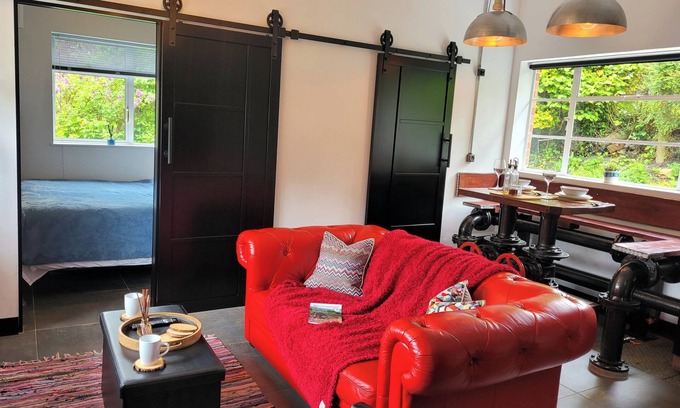 Coalbrookdale House | Broseley,Ironbridge Gorge,Entire house, air-conditioning,Pet friendly,Enclosed