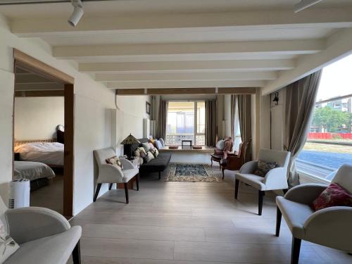 Zhubei Hostel | BS b&b斑光燦爛 月租