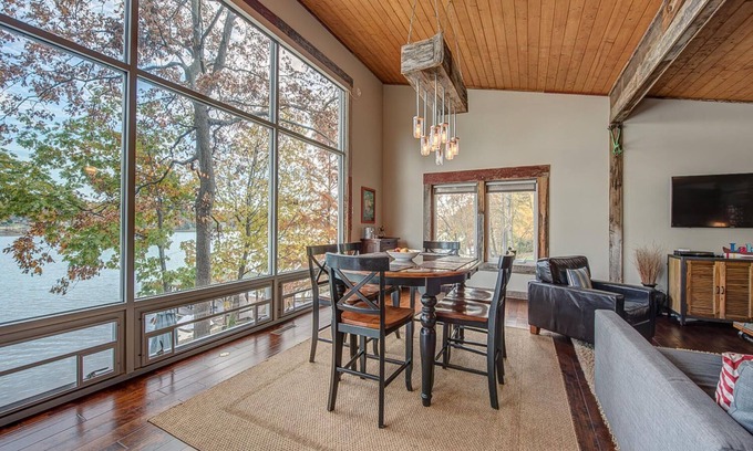Belmont Cabin | Bubba's Cabin - Modern Rustic Lakefront Cabin