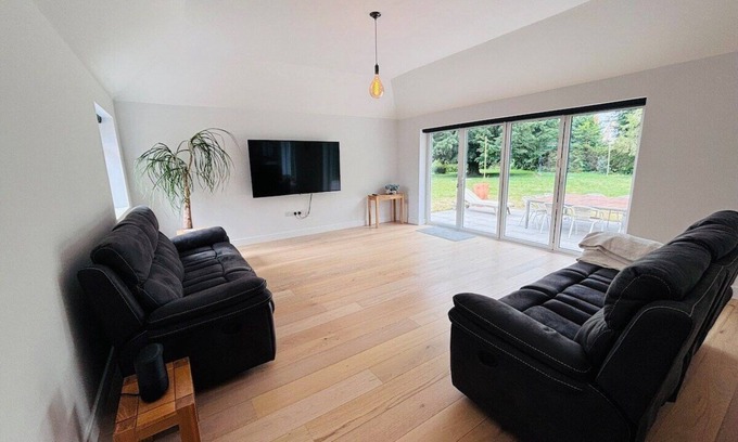 Waterlooville House | Buckland Towers a sprawling detached bungalow
