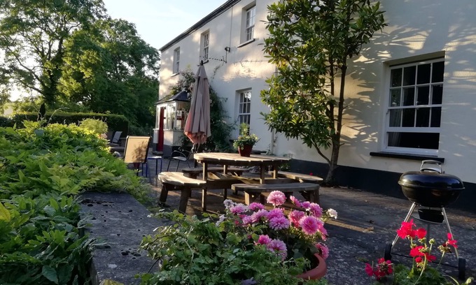 Sidmouth Bed & Breakfast | Buckley Farmhouse