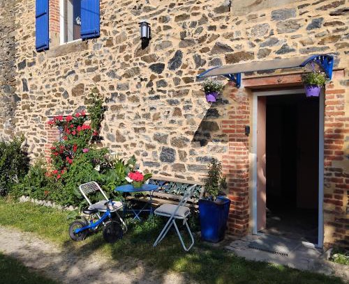 Malemort-sur-Correze Bed & Breakfast | Bucolique Studette