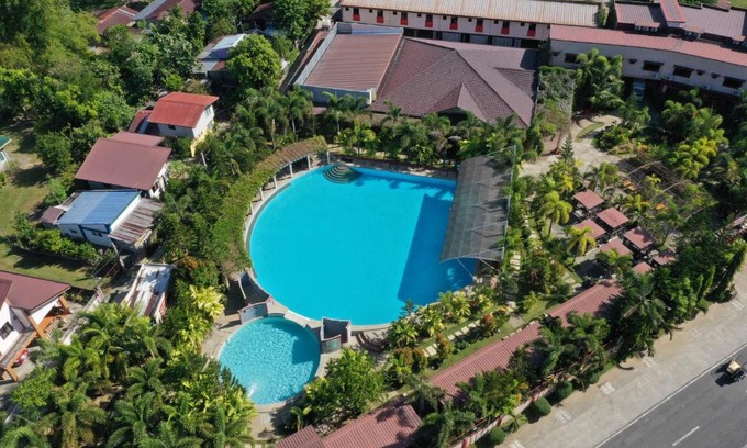 Bugallon Resort | Buddha Resort by Cocotel