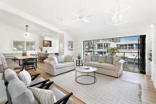 Surfers Paradise Villa | Budds Villa 1 By Khove