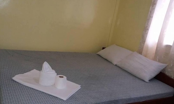 El Nido Apartment | Budget Aircon Room in El Nido Palawan