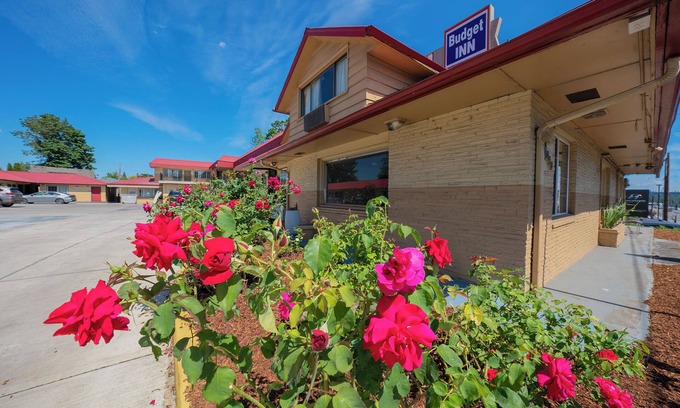 Gladstone Hotel | Budget Inn Gladstone By OYO - Portland/Clackamas