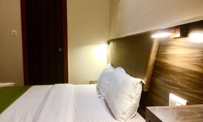 J B Nagar Hotel | Budget Room Close to Mumbai Airport