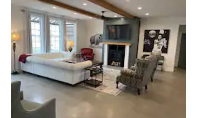 Canyon House | Buffalo Bunk House | Hot-tub | Firepit | Near Palo Duro Canyon | Pets welcome