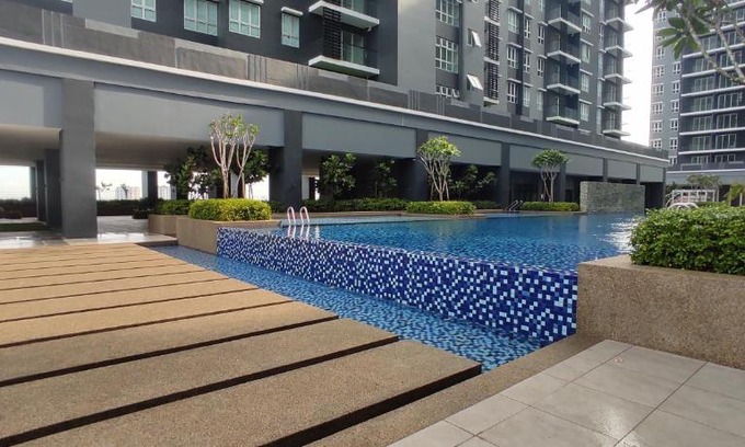 Shah Alam House | Bukit Rimau Instagrammable 2 Bedroom Apartment With Pool View up to 5 PAX