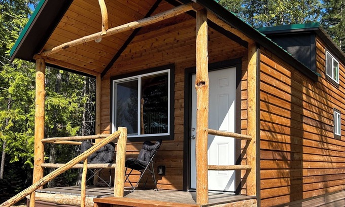 Noxon Cabin | Bull Lake, Montana Mountaintop Retreat