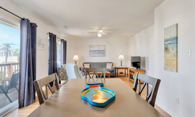 Dewey Beach Condo | Bullseye Middle of Dewey Weekends Available
