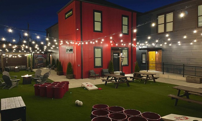 Cherokee Triangle House | Bungalou "Ultimate Privacy: GOLD" (Sleeps 50)