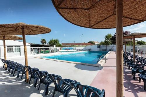 Meschers-sur-Gironde House | Bungalow charmant à Meschers-sur-Gironde avec piscine partagée