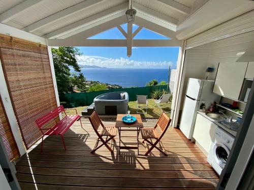 La Colline Apartment | Bungalow classé 2 étoiles avec jacuzzi et vue mer-Palbéa