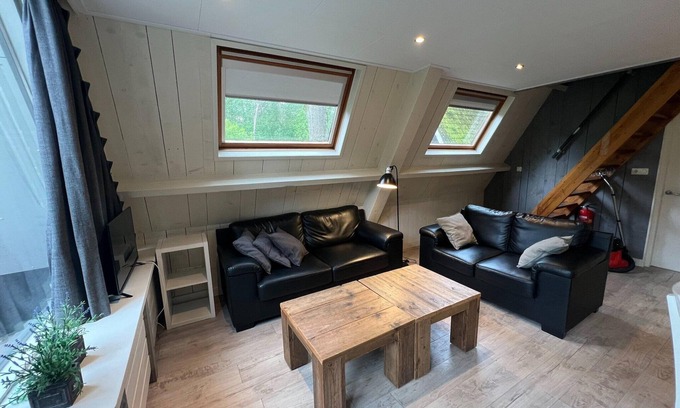 Stramproy House | Bungalow in Limburg near Nature Reserve