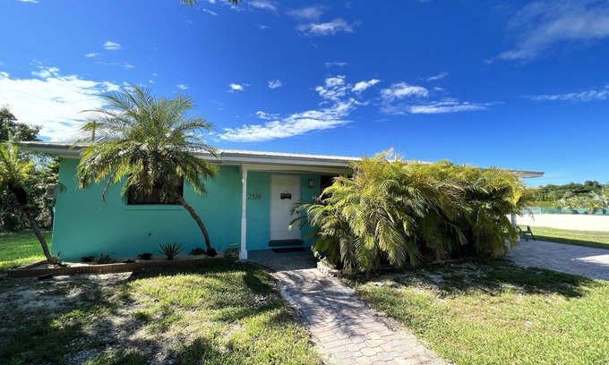Big Pine Key House | Bungalow oasis with lots of room