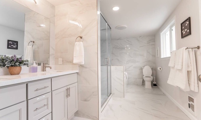 Burien House | Burien's Top Unit with Spa-Inspired Bathroom