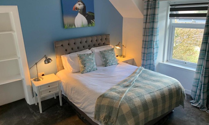 Tobermory Bed & Breakfast | Burnbank BnB