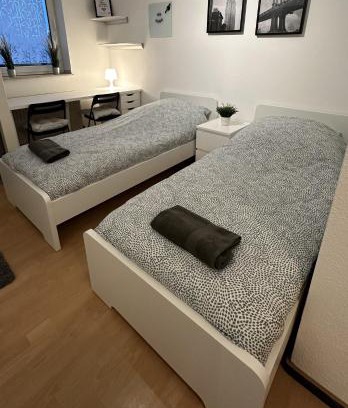 Osnabrueck Apartment | Business Apartment with Balcony