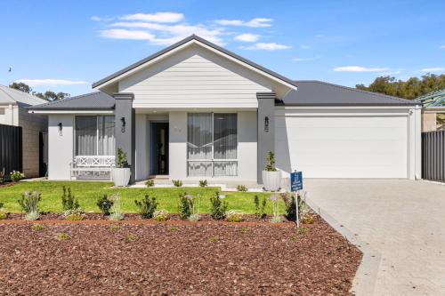 Broadwater House | Busselton Beach Vibes