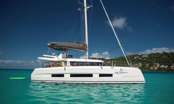 Charlotte Amalie Boat Rental | BVI Crewed Sailing Island Charters, Dining, Drink Package. VRBO Deposit ONLY.