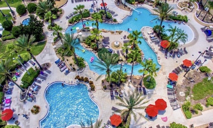 Regal Palms Condo | BY OWNER RENTAL/15 Mins Disney/Waterpark/Lazy River/READ OUR 5 STAR REVIEWS !