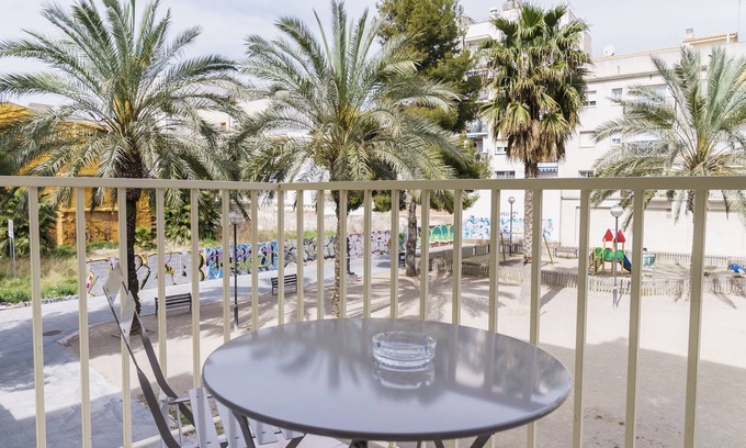 Vilanova I la Geltru Hotel | BYPILLOW Mumm