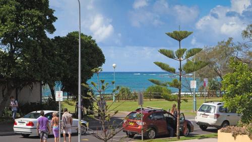 Byron Bay Apartment | Byron Bay Accom Unit 1 2 Fletcher Street Pipis on the Beach 1