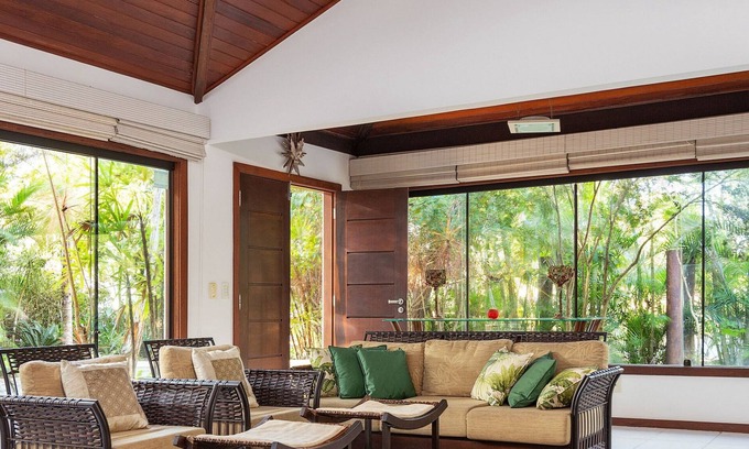 Praia Rasa House | Bz55 200m from the beach, Large house with 4 suites!