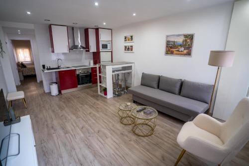 Barajas Apartment | Cómodo piso cerca del Aeropuerto by beBalmy
