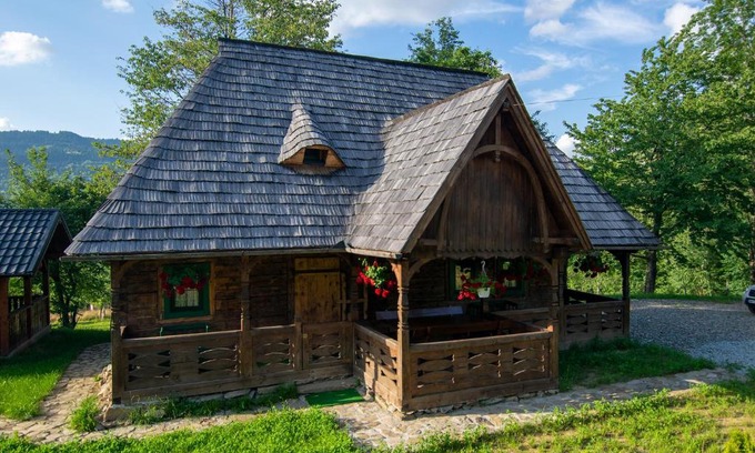 Borsa House | Căsuța Doinița