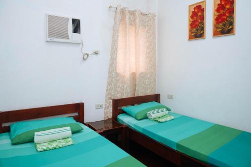 Oslob Hotel | C Star Travellers Inn