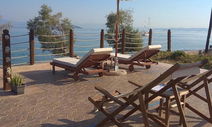 Milos Apartment | C-view apartments