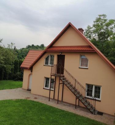 Baligrod Apartment | Całoroczny Domek Dwukondygnacyjny