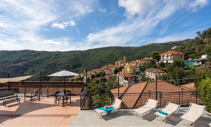 Pietrabruna House | Ca' di Nonni (PTB154) by Interhome