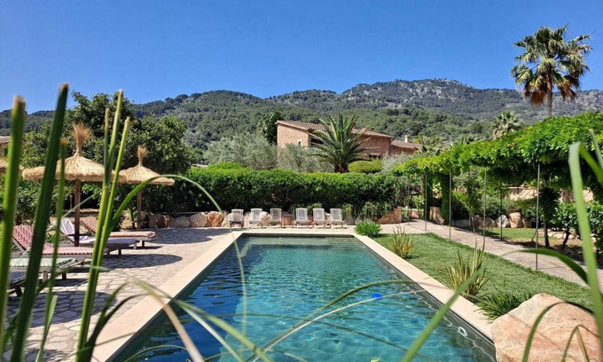 Biniaraix House | Ca'n Xispa, house with large pool and garden for 8 people in Sóller.