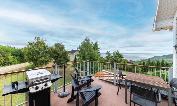 Petite-Riviere-Saint-Francois Condo | Condo 63: Serene Upper Floor with Terrace & BBQ