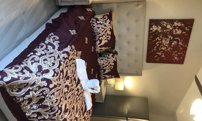 Town N County Park Apartment | Cabaña in the bay