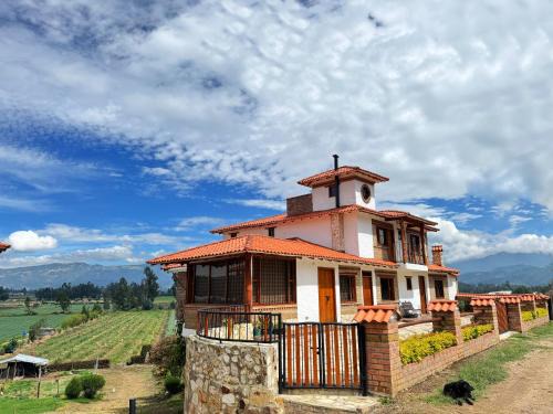 Boyaca Villa | Cabaña rustica en Paipa con espectacular vista