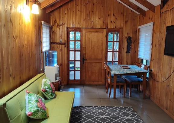Hanga Roa Ski Chalet | Cabaña Uka Moana