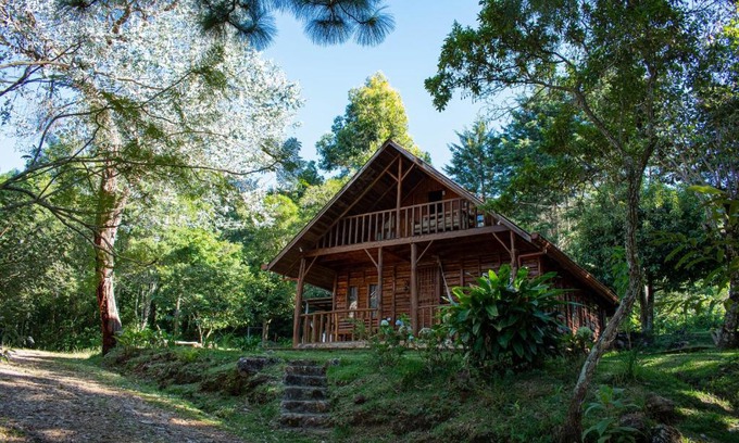 Canton Leon Cortes Castro Ski Chalet | Cabañas El Coyote